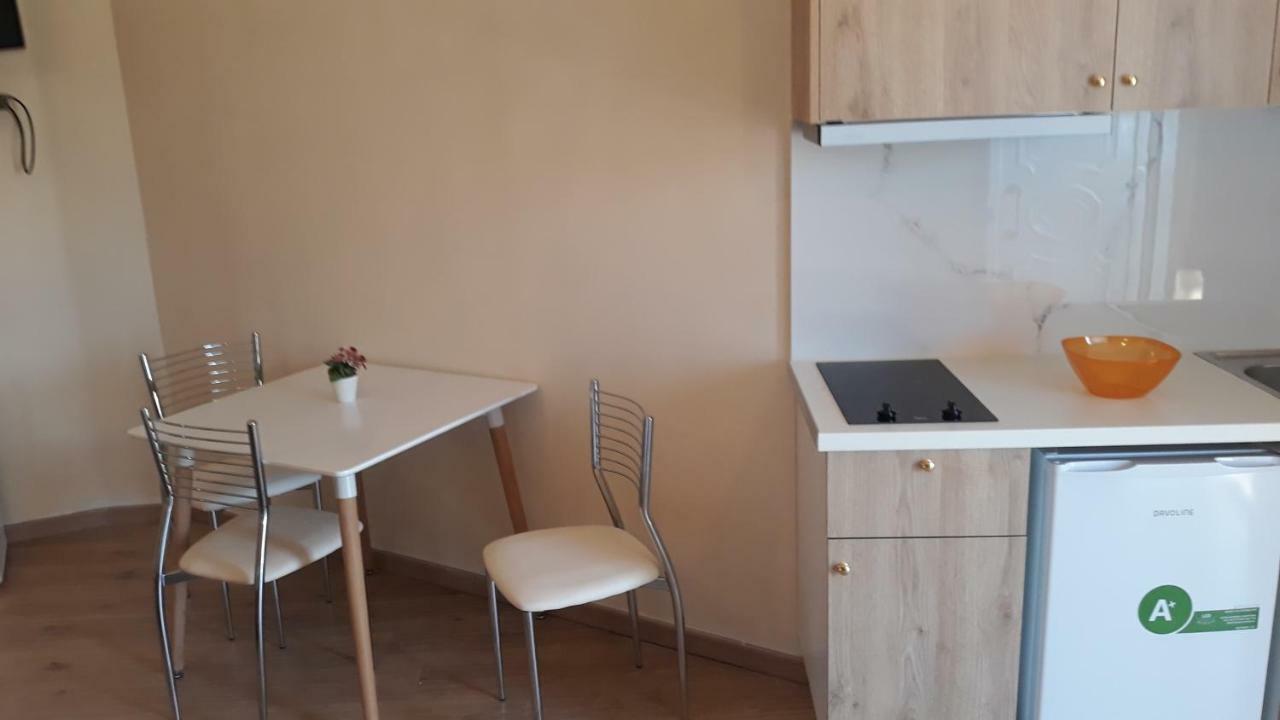 Pyrgi Studio Leilighet Ypsos Eksteriør bilde